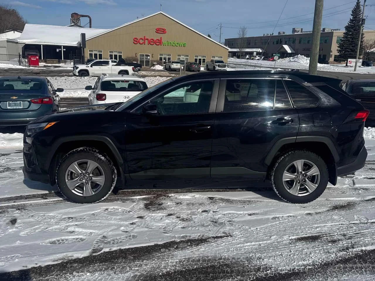 Toyota Rav4 * XLE AWD * CARFAX * БЕЗ ПЪРВОНАЧАЛНА ВНОСКА - изображение 2