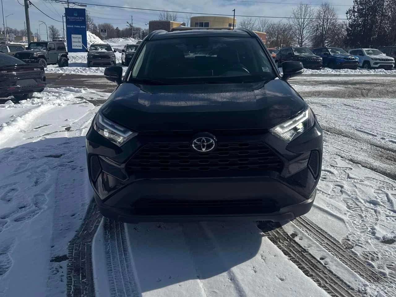 Toyota Rav4 * XLE AWD * CARFAX * БЕЗ ПЪРВОНАЧАЛНА ВНОСКА - изображение 6
