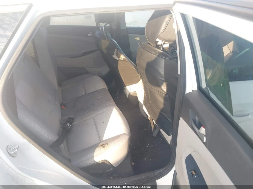 Hyundai Tucson 2.0L I-4 DI, DOHC, VVT, 164HP All Wheel Drive | Mobile.bg � ����������� 8