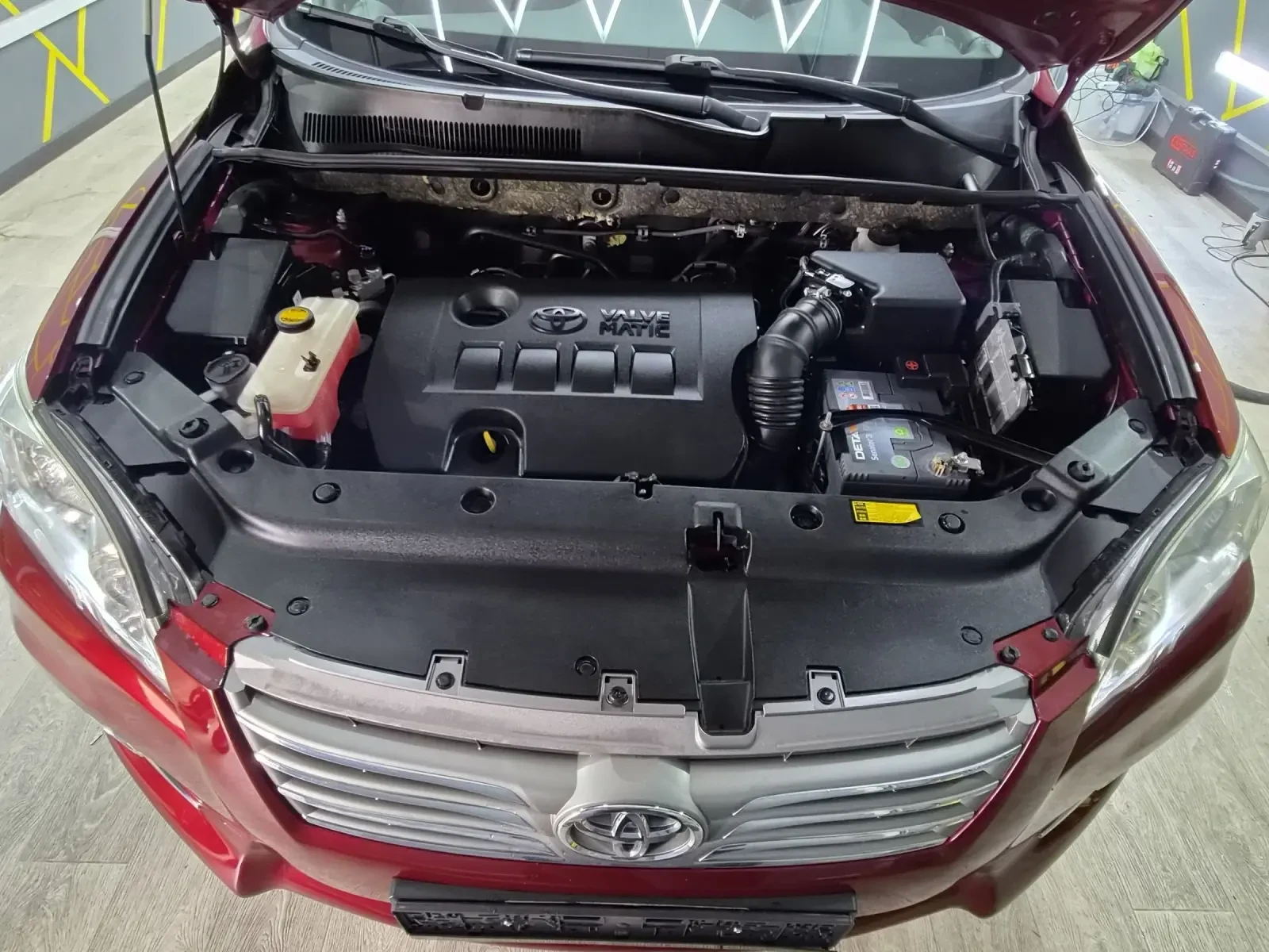 Toyota Rav4 2.0 VALVEMATIC FACE 4X4 158PS 6 SPEED 8 ГУМИ 159KM, снимка 14 - Автомобили и джипове - 54198872