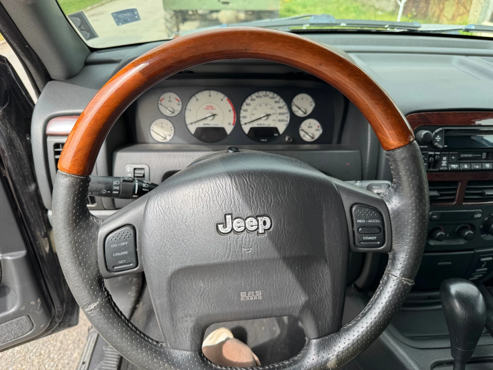 Jeep Grand cherokee, снимка 7 - Автомобили и джипове - 54213920