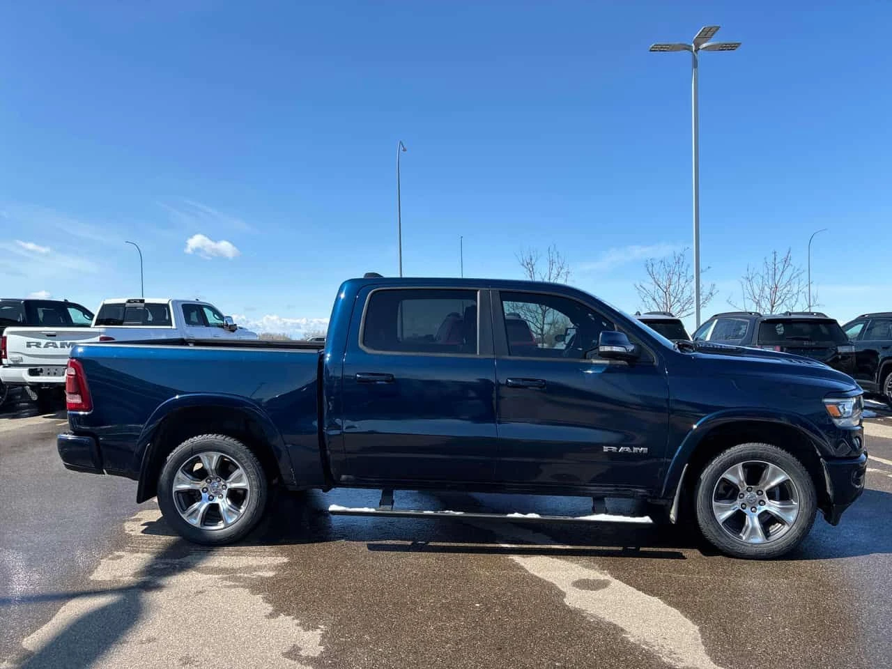 Dodge RAM 1500 * Laramie * PANO* KEYLESS* ПОДГРЕВ* , снимка 3 - Автомобили и джипове - 54252247