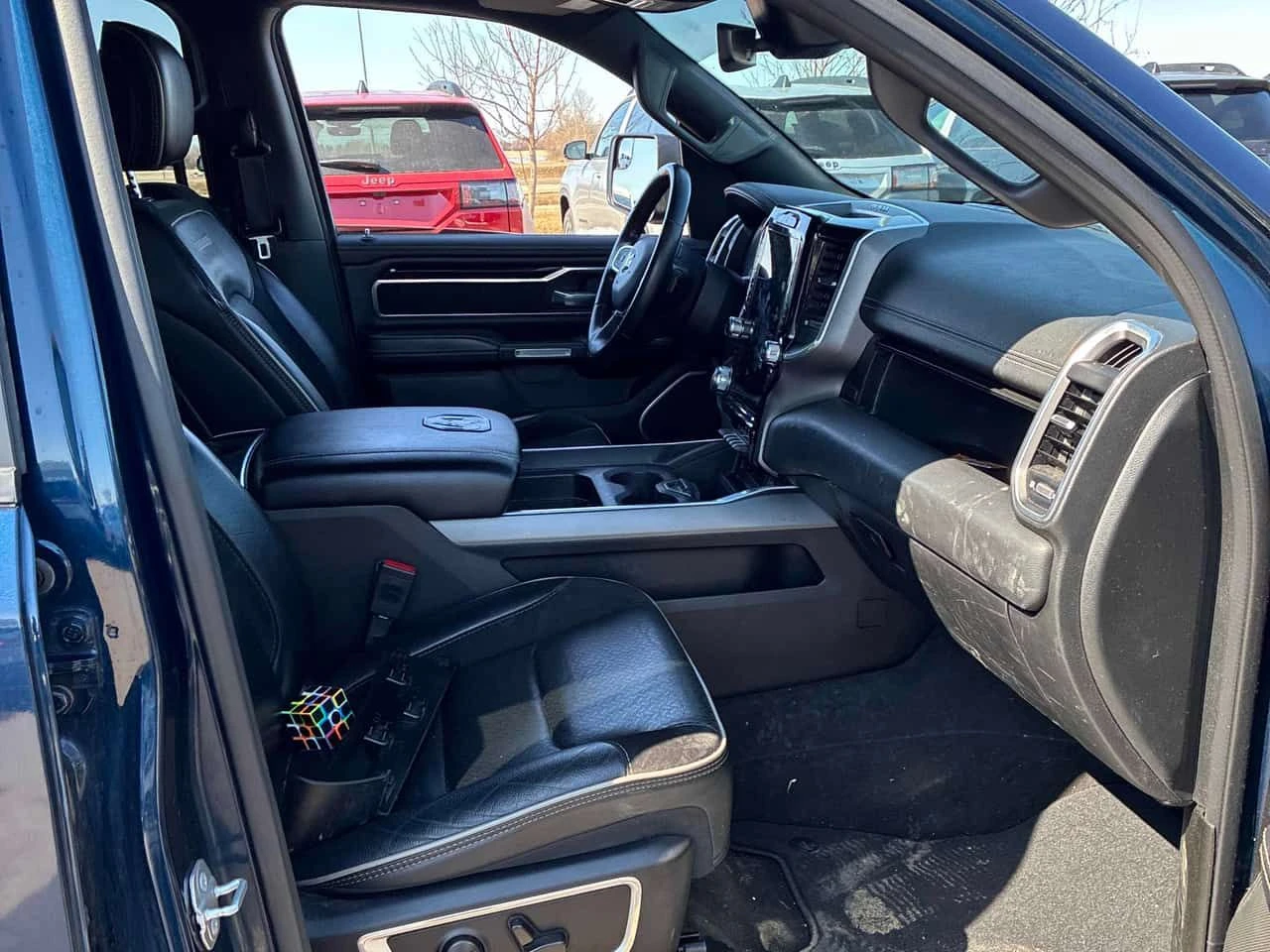 Dodge RAM 1500 * Laramie * PANO* KEYLESS* ПОДГРЕВ* , снимка 13 - Автомобили и джипове - 54252247