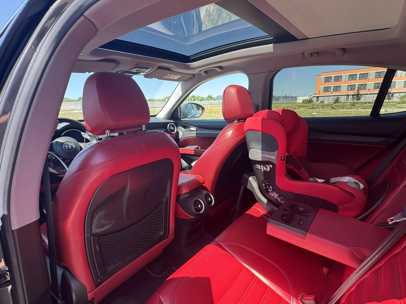 Alfa Romeo Stelvio 2.2 JTD Q4, снимка 11 - Автомобили и джипове - 55498562