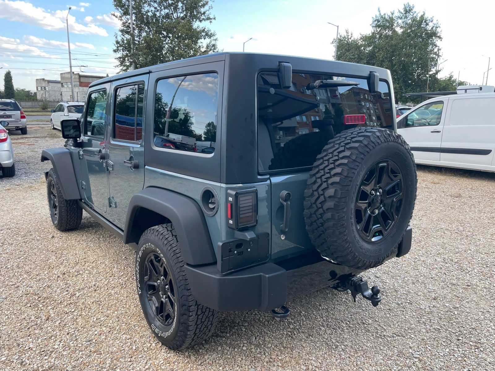 Jeep Wrangler 3.6i-4x4-AVTOMATIC/TARGA/УНИКАТ-ТОП СЪСТОЯНИЕ, снимка 7 - Автомобили и джипове - 55666804