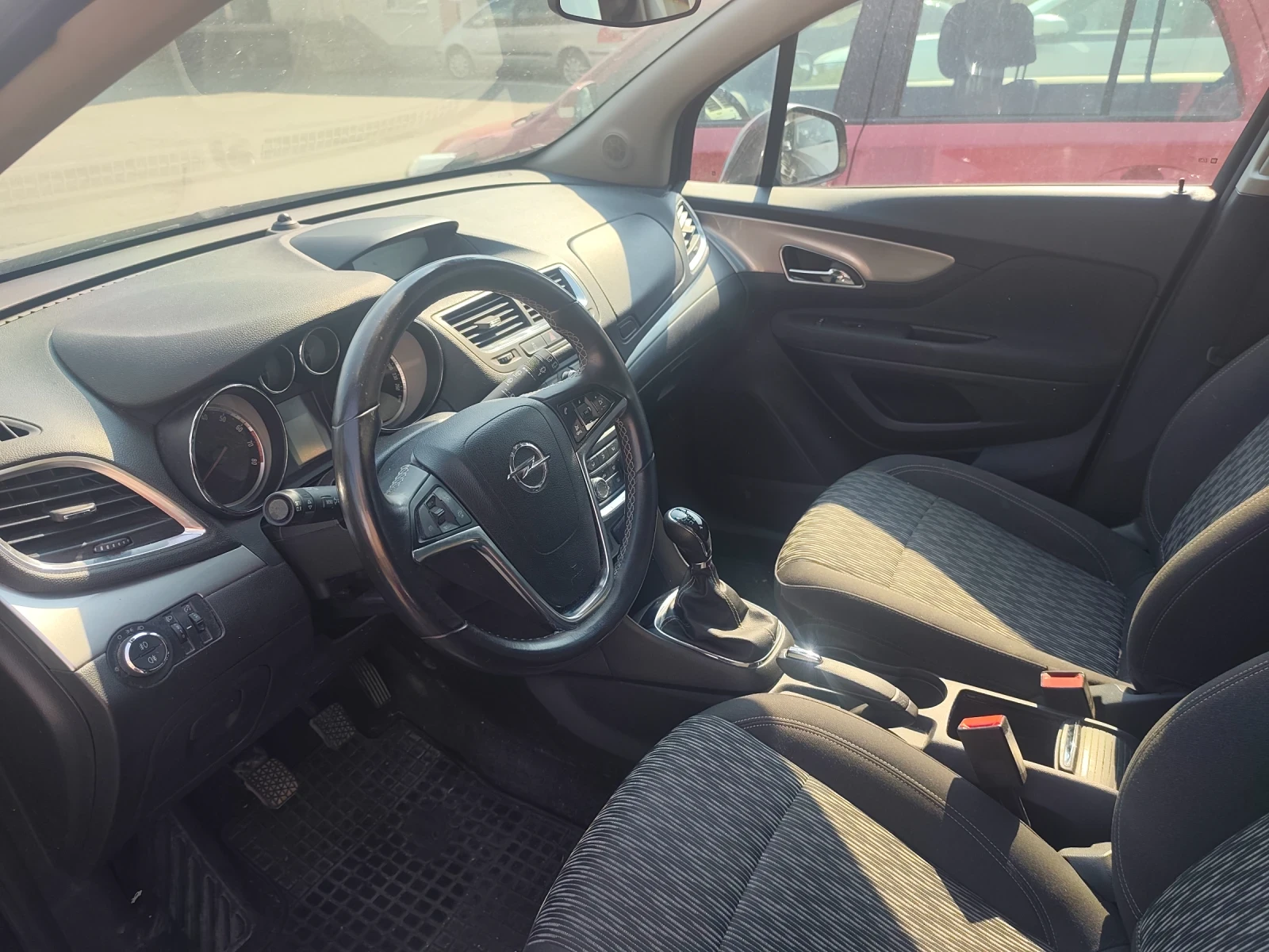 Opel Mokka 1.4, снимка 7 - Автомобили и джипове - 55702414