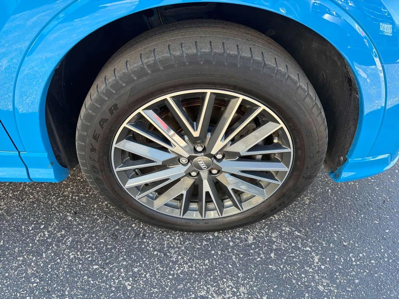 Audi Q3 Progressiv  CARFAX, снимка 7 - Автомобили и джипове - 56577478