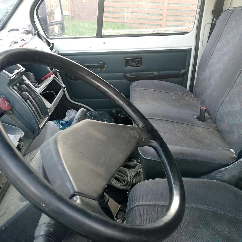 Renault Trafic Товарен, снимка 4 - Бусове и автобуси - 48370496