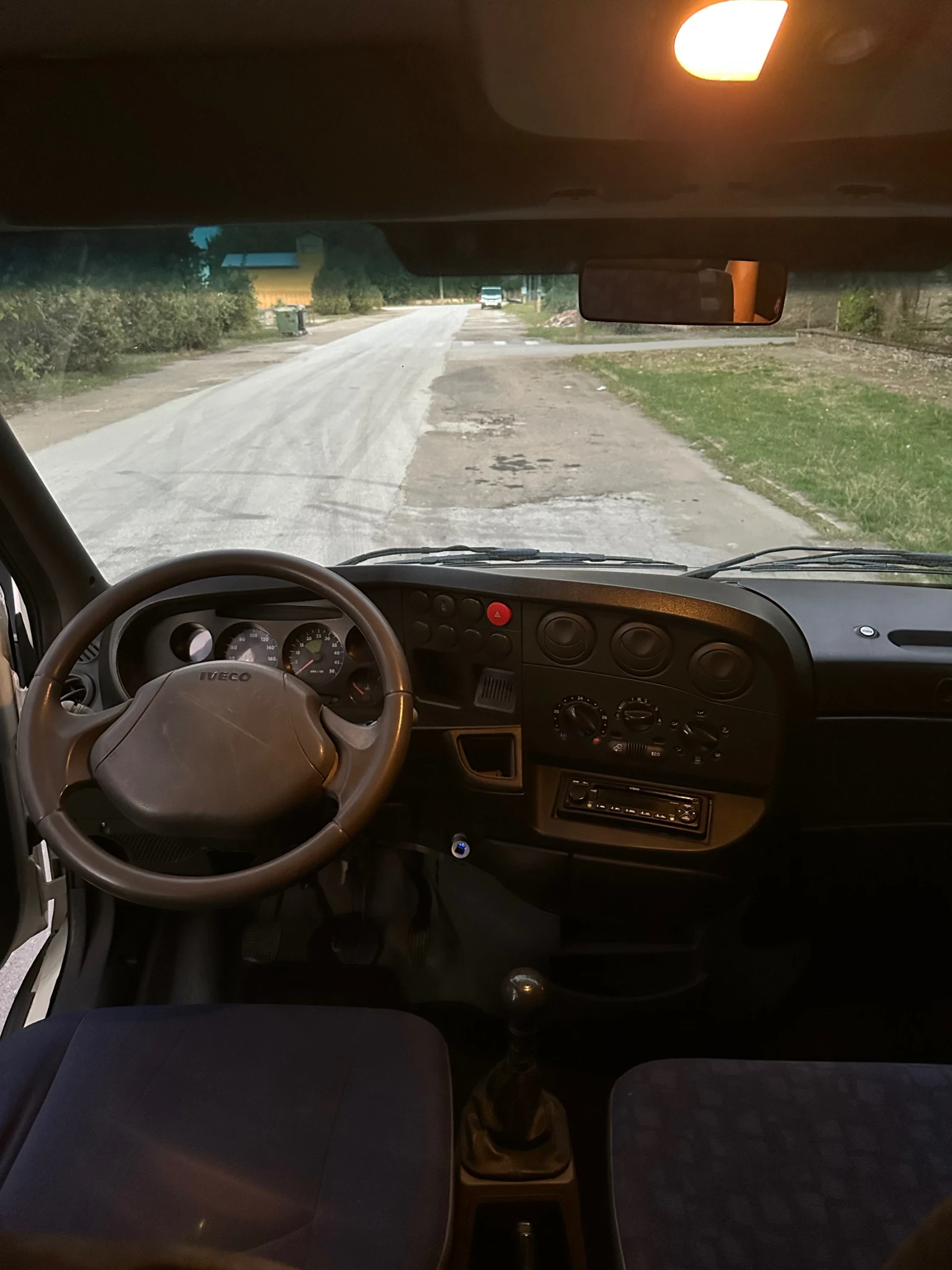 Iveco 35c15 Iveco Daily 35C15, снимка 13 - Бусове и автобуси - 56362767