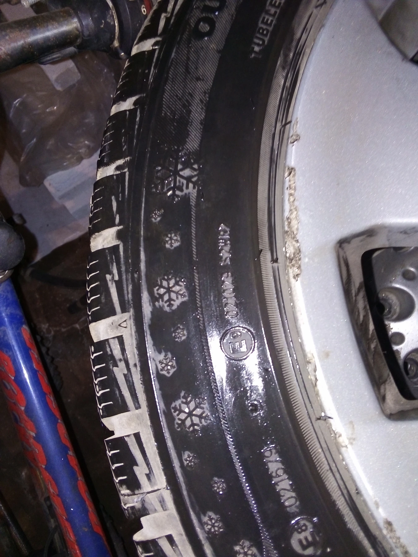    225/50R17  BMW | Mobile.bg   4