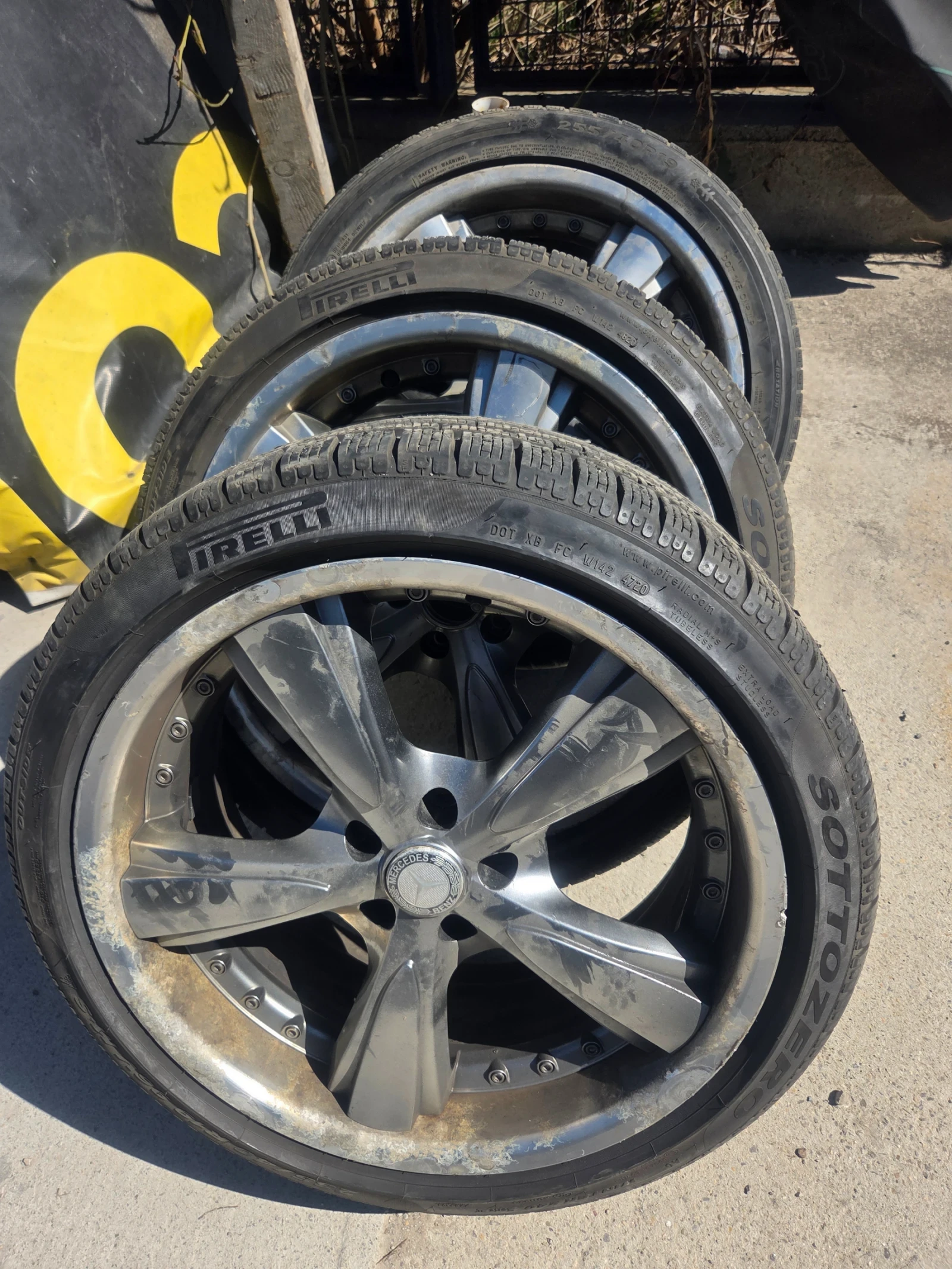 Гуми с джанти Pirelli 255/40R19, снимка 3 - Гуми и джанти - 54189713