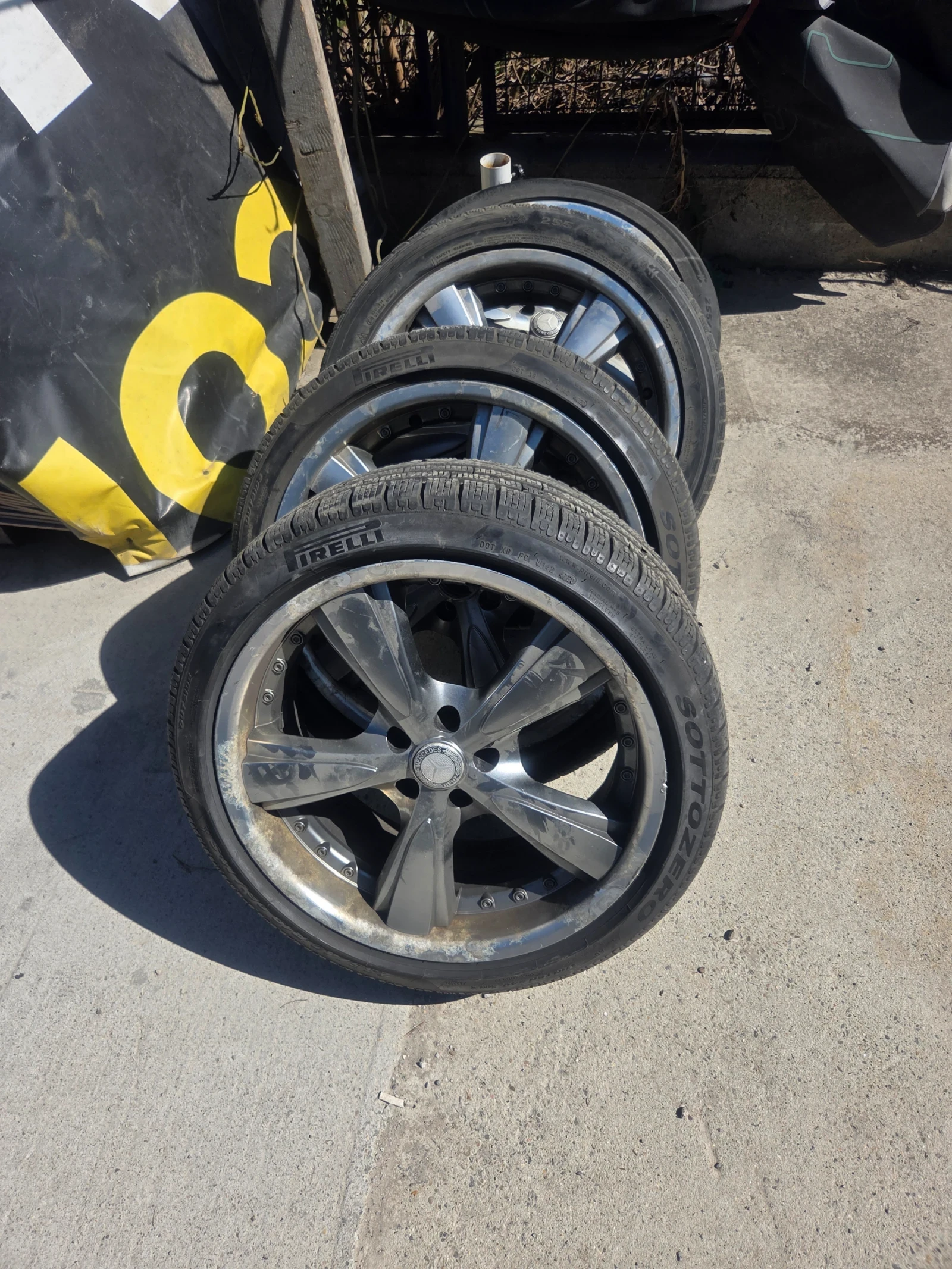 Гуми с джанти Pirelli 255/40R19, снимка 4 - Гуми и джанти - 54189713