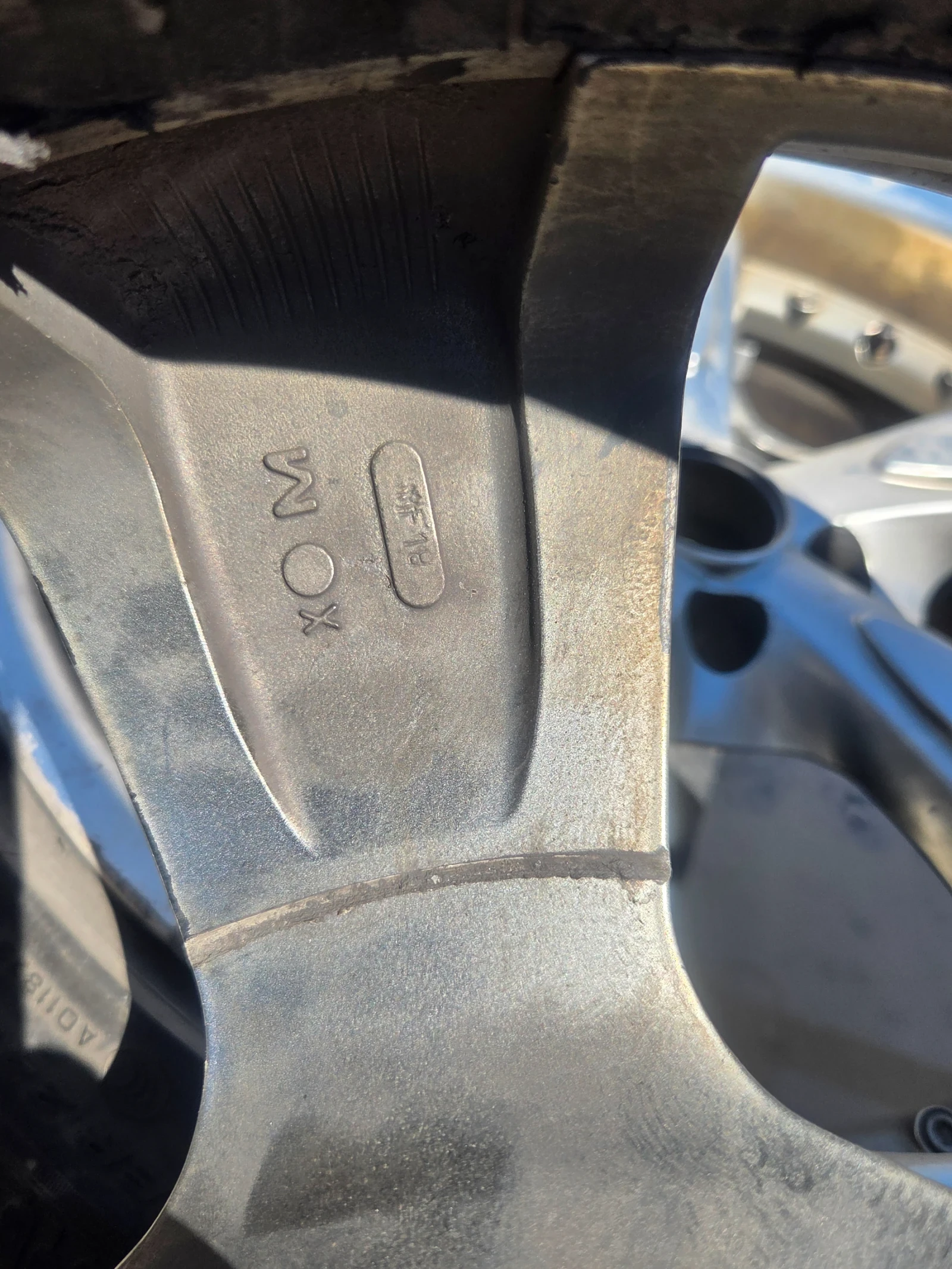 Гуми с джанти Pirelli 255/40R19, снимка 11 - Гуми и джанти - 54189713