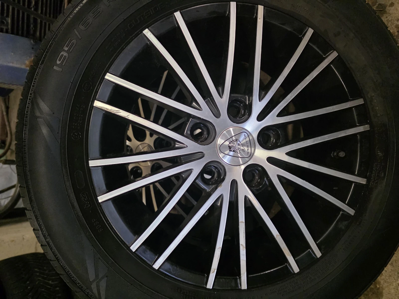 Гуми с джанти Nokian 195/65R15, снимка 4 - Гуми и джанти - 54594644