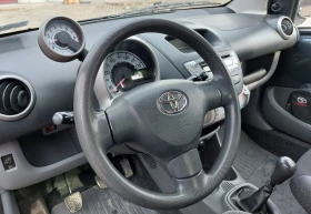 Toyota Aygo 1.0 VVT-i 5MT Luna, снимка 11