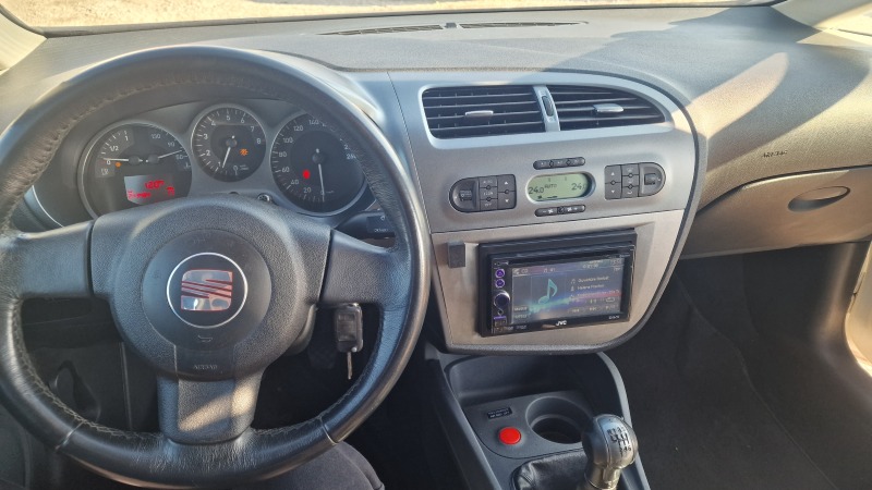 Seat Leon 2.0I , снимка 4 - Автомобили и джипове - 45854405