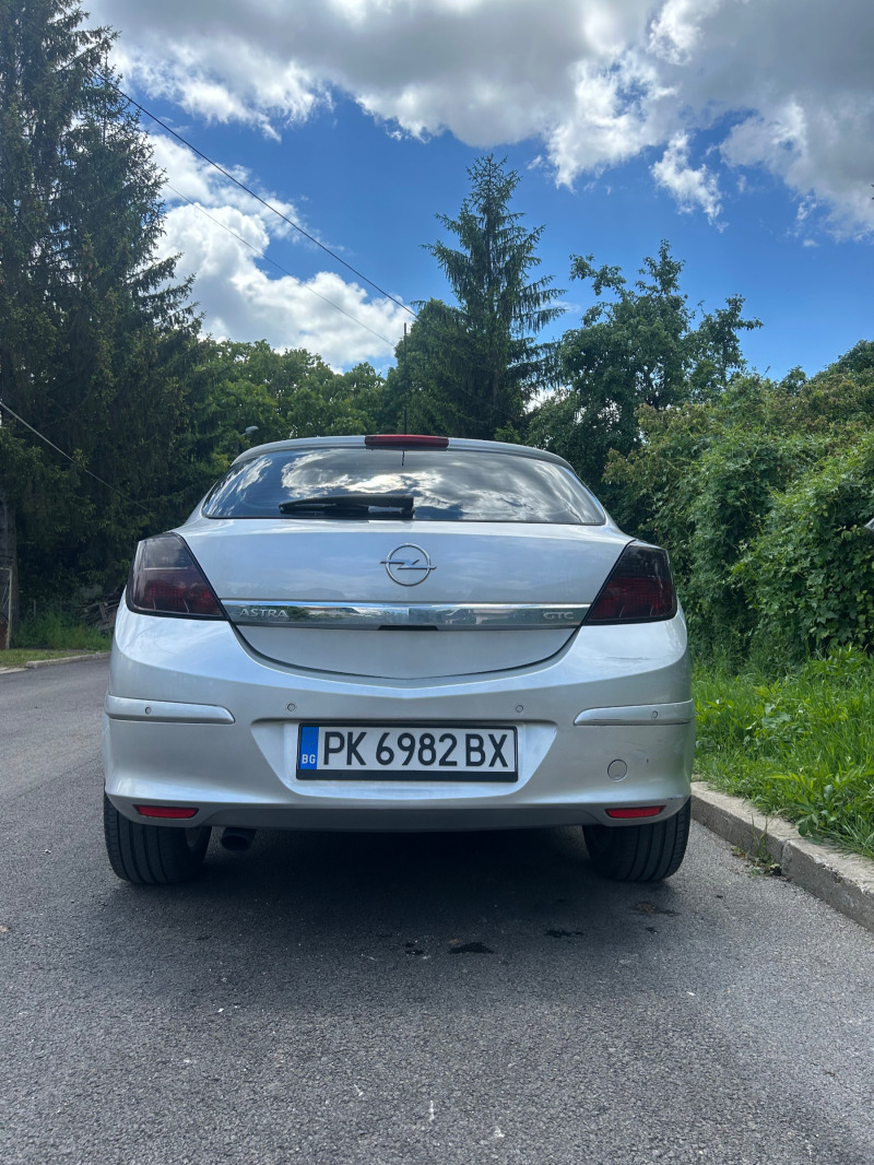 Opel Astra Gtc, снимка 6 - Автомобили и джипове - 46070987