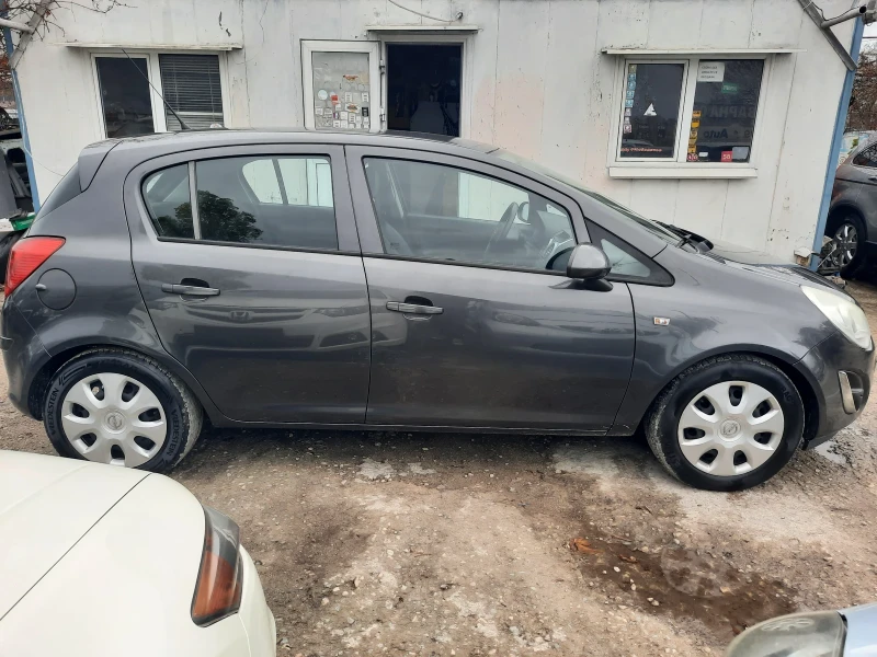 Opel Corsa 2012та КАТО НОВА, снимка 4 - Автомобили и джипове - 52332307