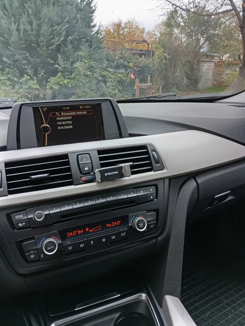 BMW 318 F31 xdrive, снимка 9 - Автомобили и джипове - 52575186