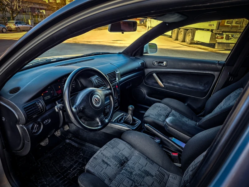 VW Passat = 1.9tdi= NAVI= РЕКАРО= , снимка 5 - Автомобили и джипове - 53264887