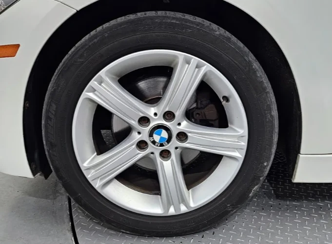 BMW 320 Touring - изображение 5