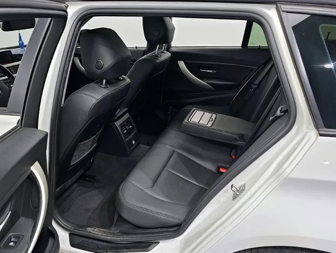 BMW 320 Touring - изображение 10