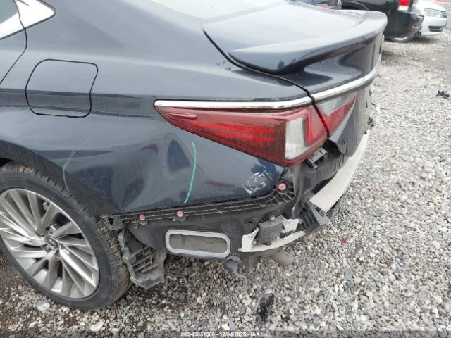 Lexus ES 300 ES 300H LUXURY, снимка 13 - Автомобили и джипове - 53386518