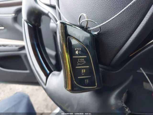 Lexus ES 300 ES 300H LUXURY, снимка 11 - Автомобили и джипове - 53386518