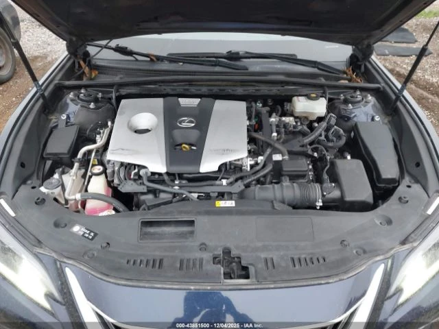 Lexus ES 300 ES 300H LUXURY, снимка 12 - Автомобили и джипове - 53386518