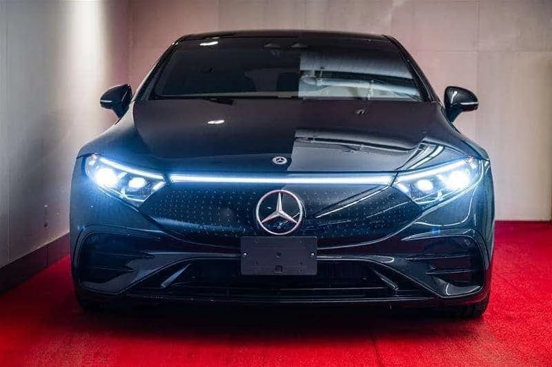 Mercedes-Benz EQS 580 4MATIC Sedan  CARFAX, снимка 16 - Автомобили и джипове - 56182152