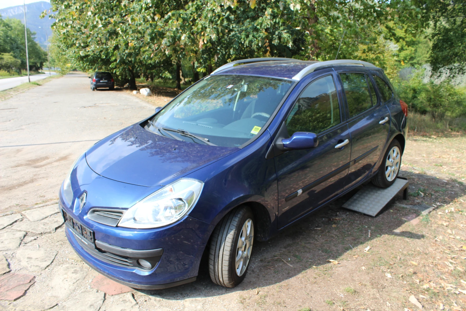 Renault Clio 1.2I НОВ ВНОС - изображение 2