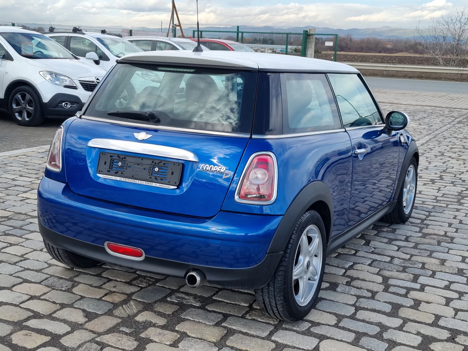 Mini Cooper 1.6D 109 кс АВТОМАТИК - изображение 8