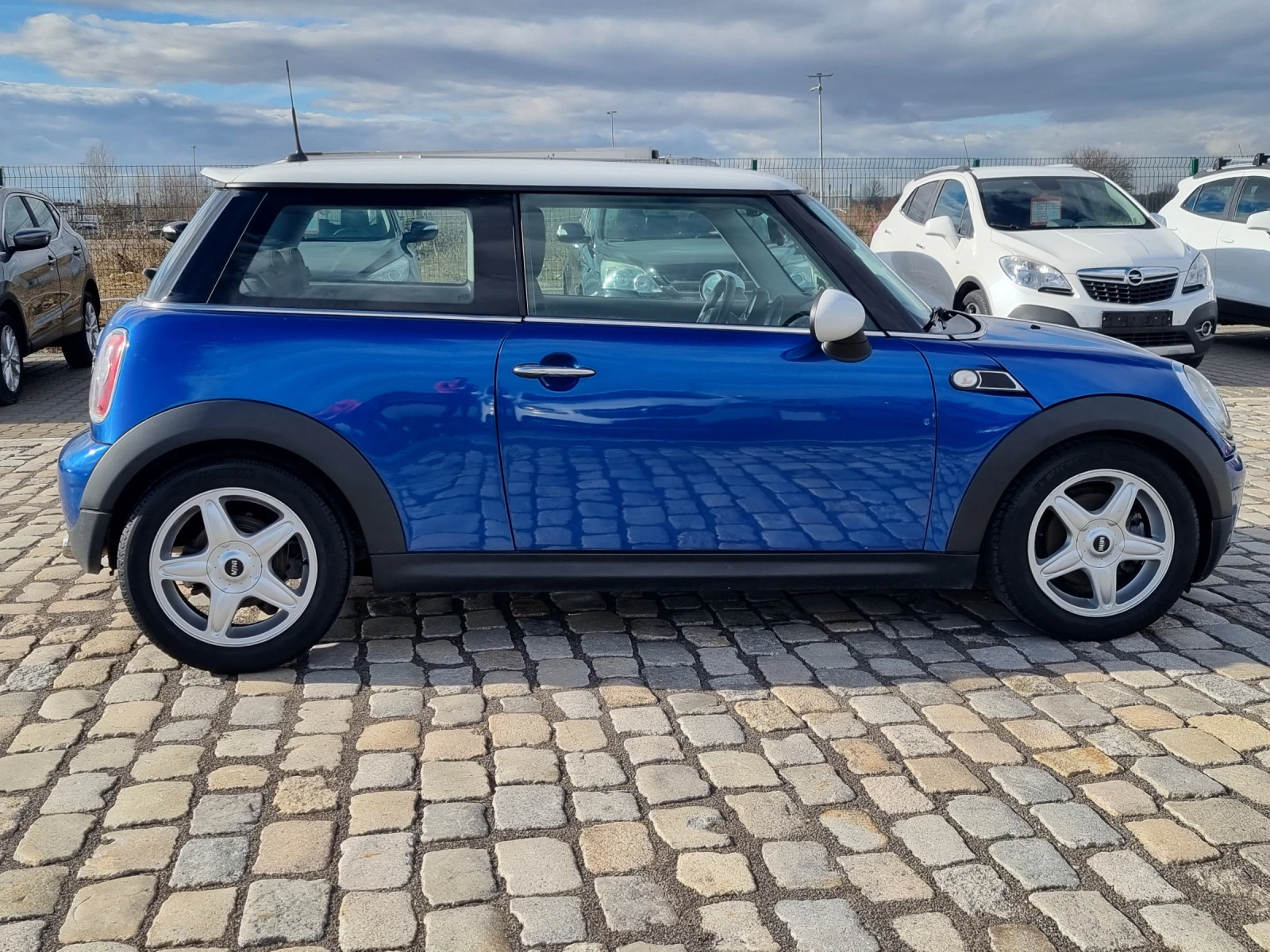 Mini Cooper 1.6D 109 кс АВТОМАТИК - изображение 5