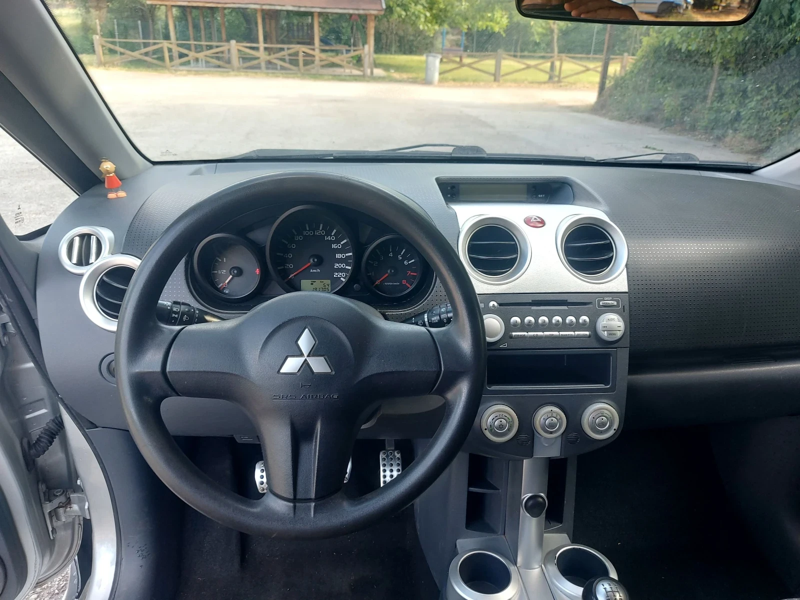Mitsubishi Colt 1.1 - изображение 9
