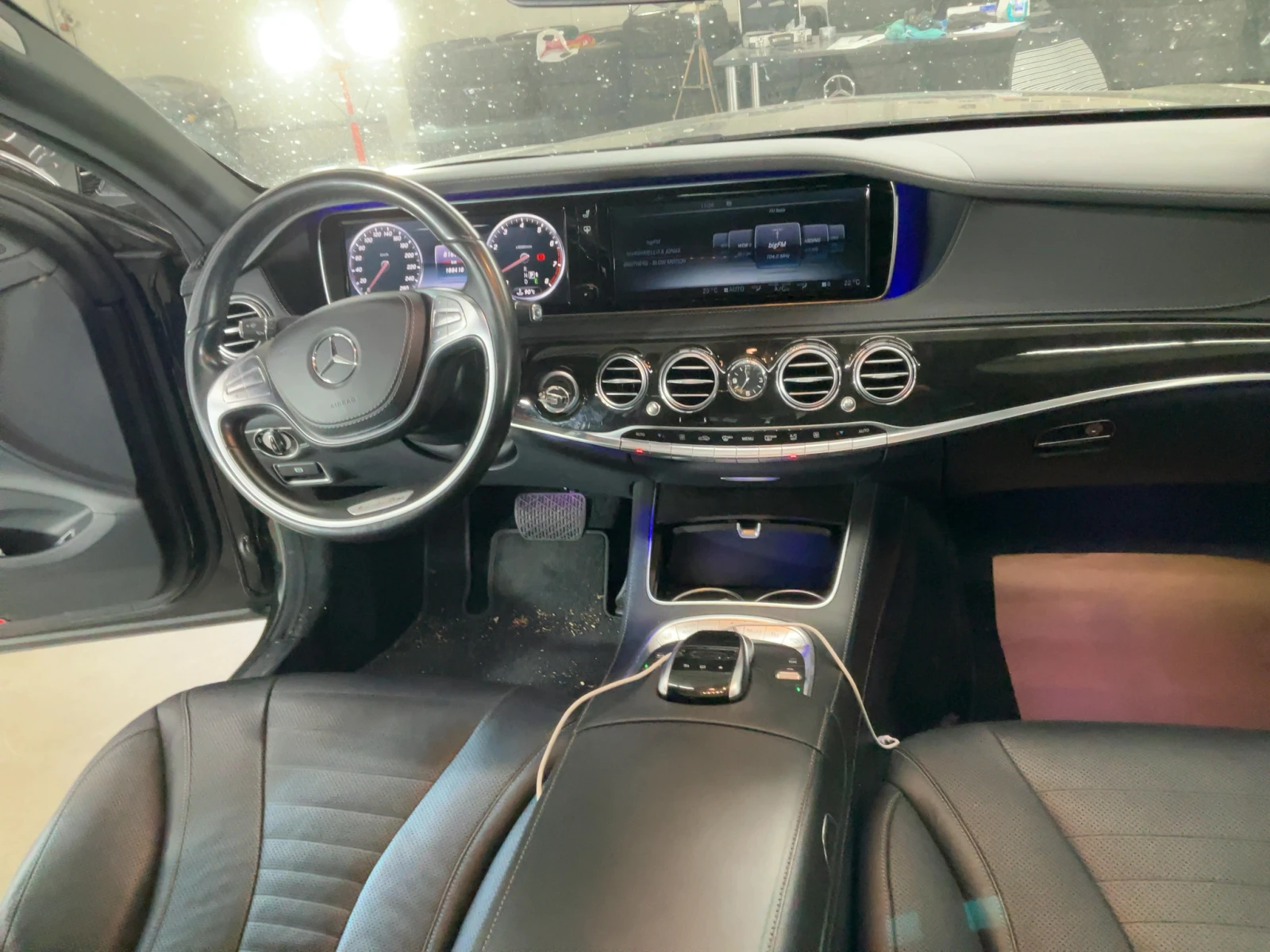 Mercedes-Benz S 500 4Matic* Burmester* 360* Panorama - изображение 9
