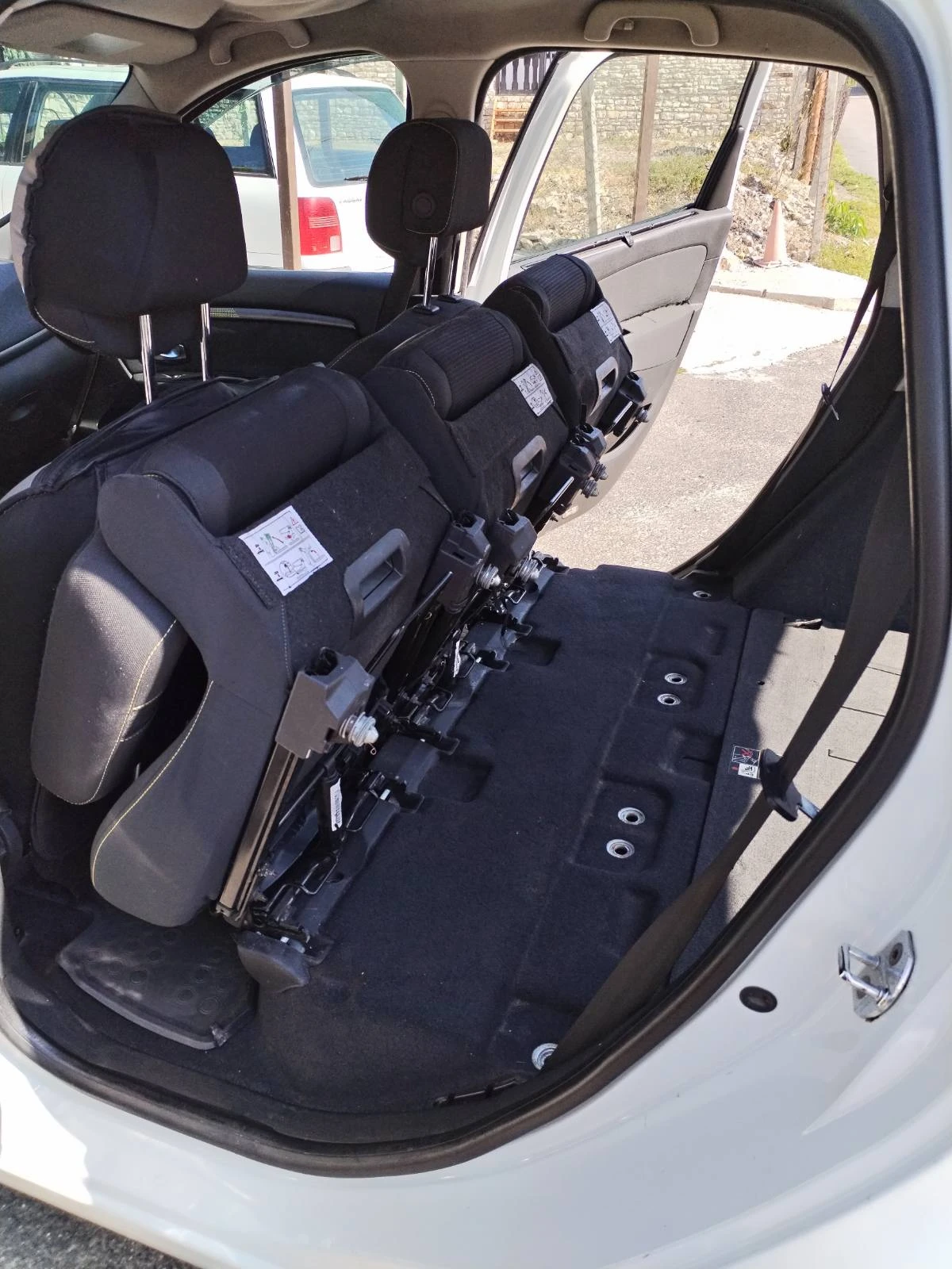 Renault Scenic Бензин - газ | Mobile.bg — изображение 12