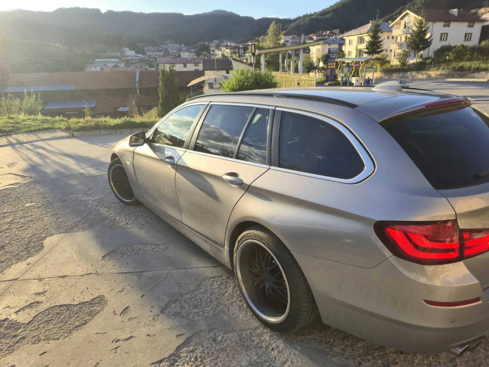 BMW 520  - изображение 5