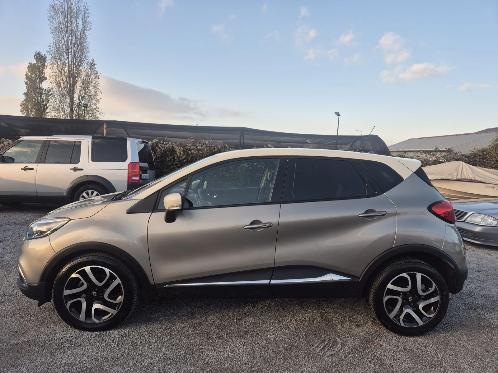 Renault Captur АВТОМАТИК - изображение 2
