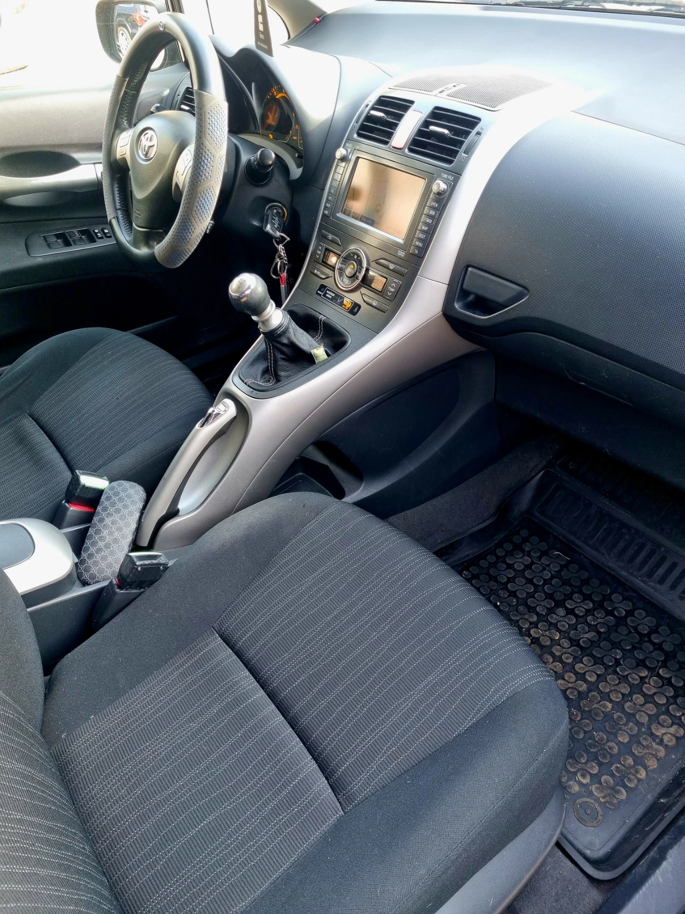 Toyota Auris | Mobile.bg � ����������� 7