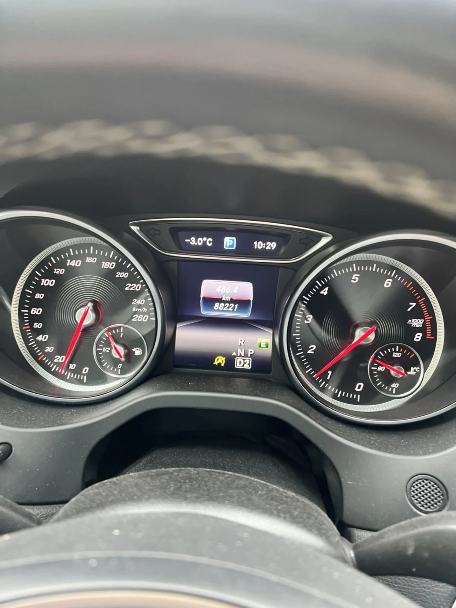 Mercedes-Benz CLA 180 Auto/euro6B - изображение 8