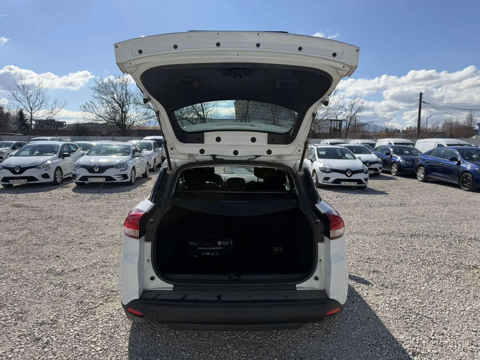 Renault Clio 0.9TCe/90k.c./Grandtour, снимка 7 - Автомобили и джипове - 53799014