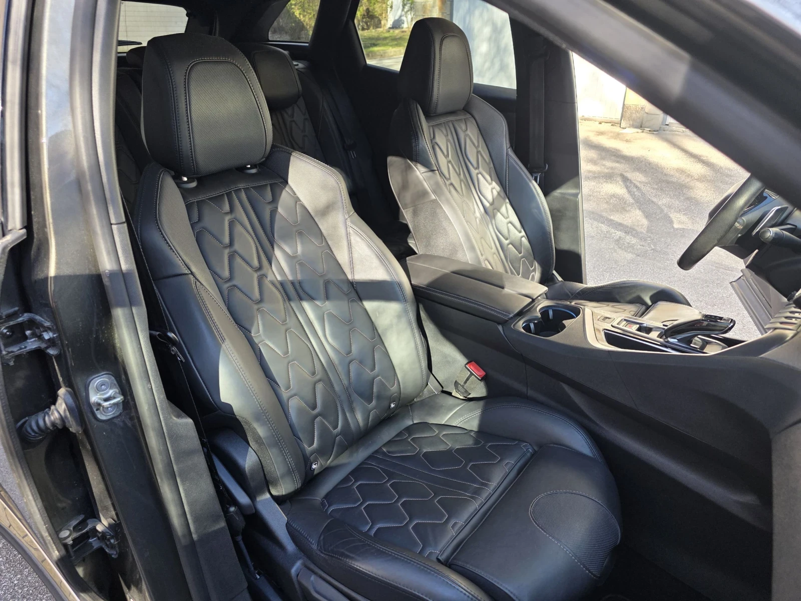 Peugeot 3008 Peugeot 3008 2. 0HDI GT-Line 180KC. - ПРОМО ЦЕНА Д, снимка 10 - Автомобили и джипове - 53971231