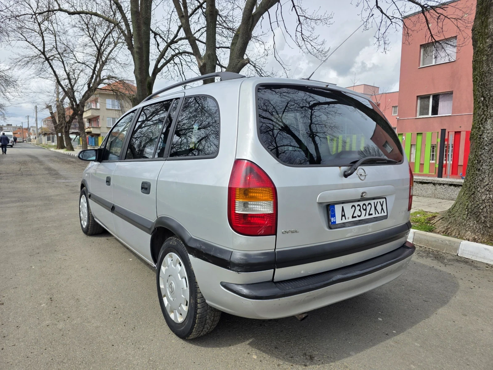 Opel Zafira 2.0DTI.101.PS.6+ 1, снимка 7 - Автомобили и джипове - 54011792