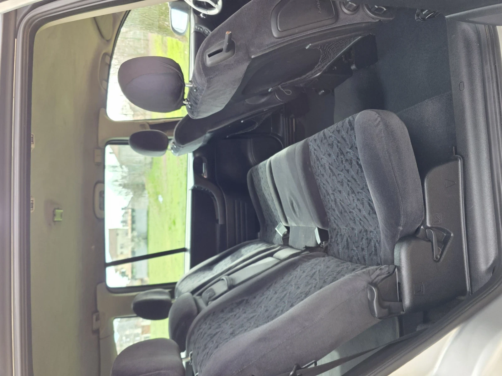 Opel Zafira 2.0DTI.101.PS.6+ 1, снимка 12 - Автомобили и джипове - 54011792