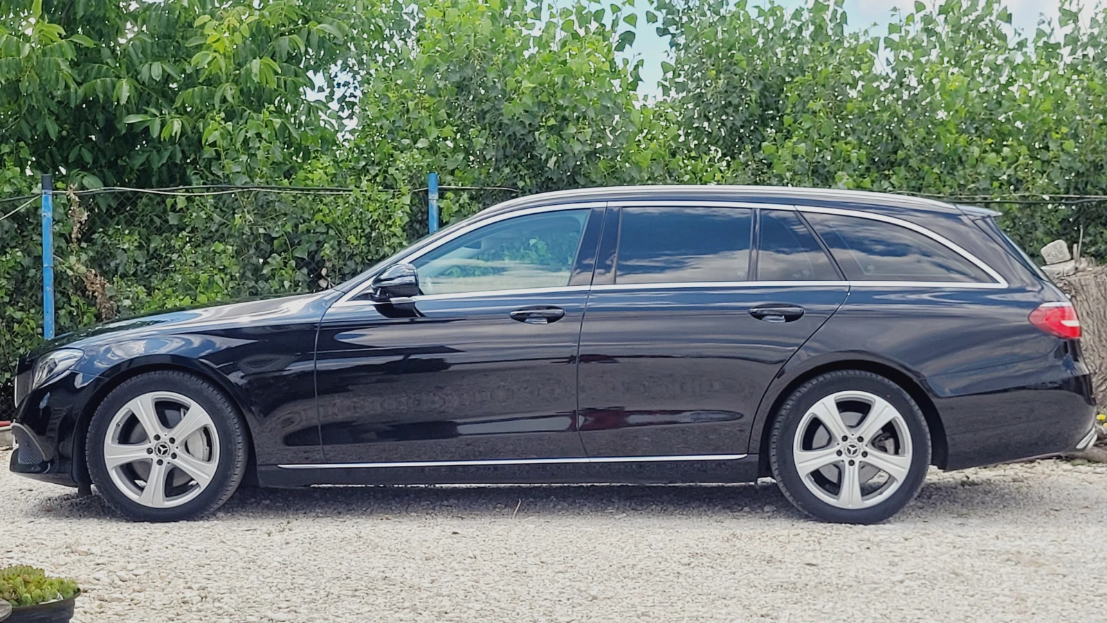 Mercedes-Benz E 350 Germany-360  kam-Distr-Panorama-TOП състояние!, снимка 2 - Автомобили и джипове - 54083926