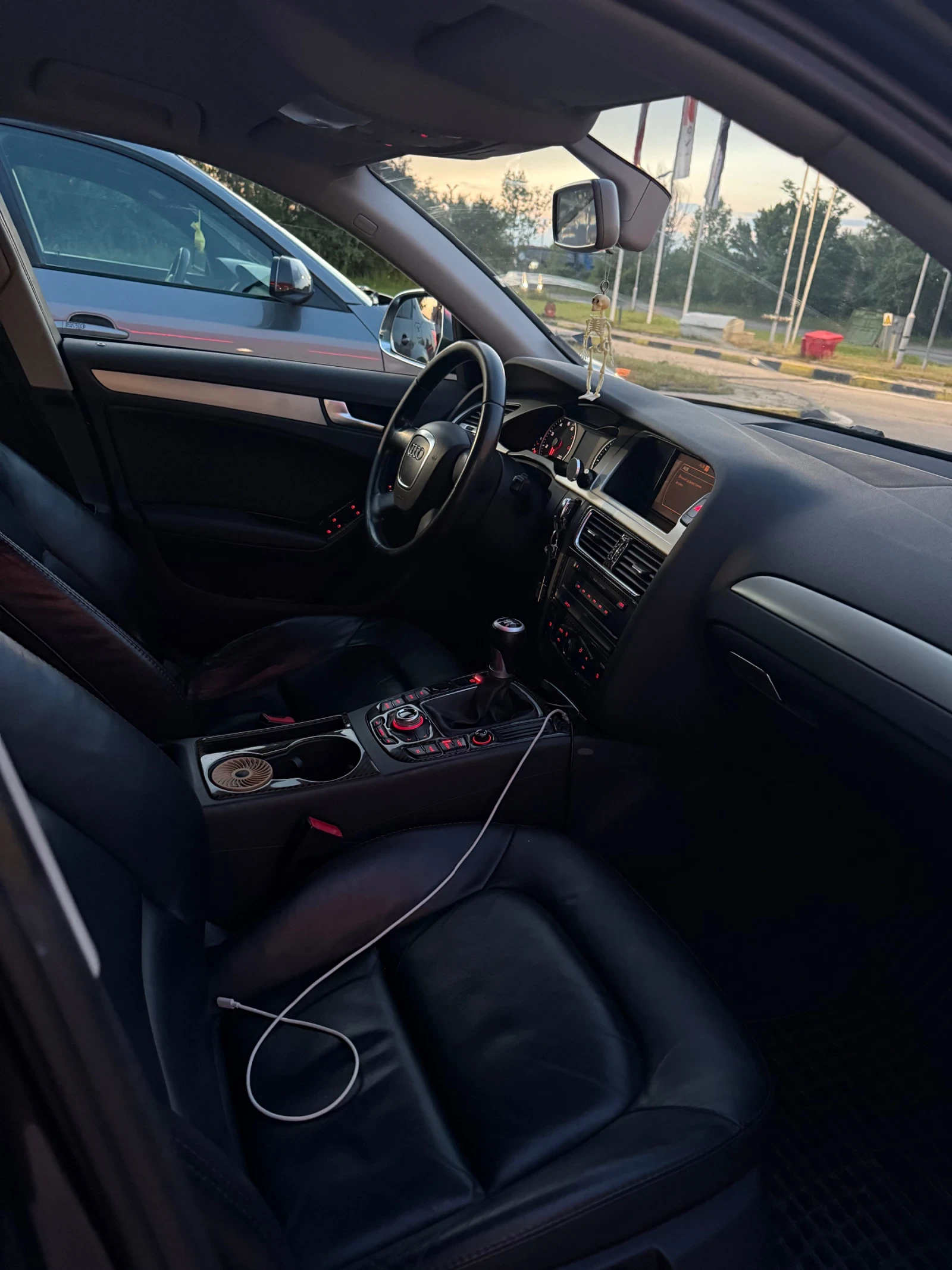 Audi A4, снимка 4 - Автомобили и джипове - 54795941