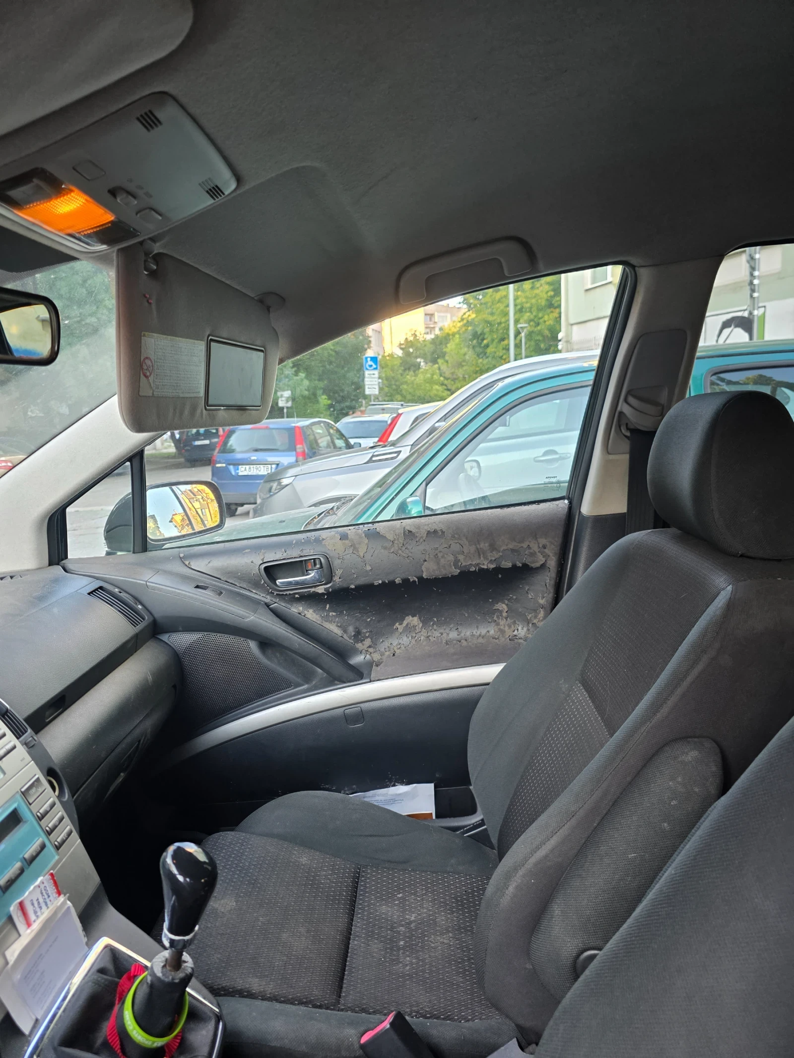 Toyota Corolla verso, снимка 6 - Автомобили и джипове - 55513047