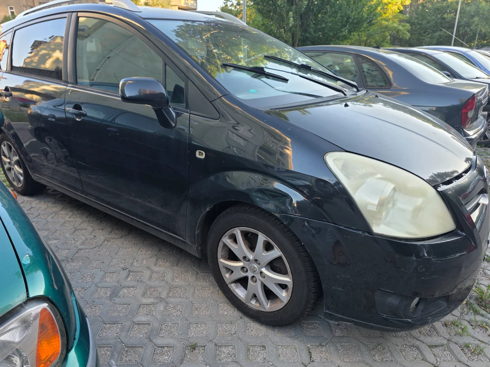 Toyota Corolla verso, снимка 3 - Автомобили и джипове - 55513047