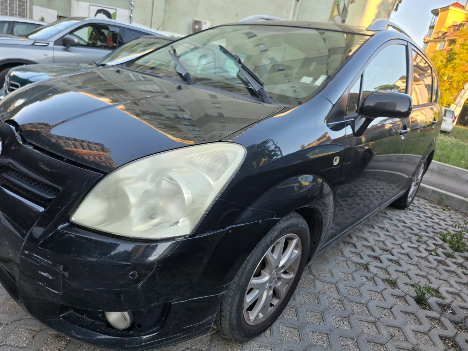 Toyota Corolla verso, снимка 4 - Автомобили и джипове - 55513047