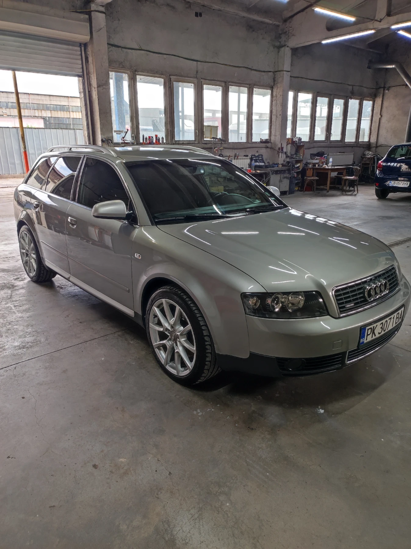 Audi A4, снимка 3 - Автомобили и джипове - 55743699